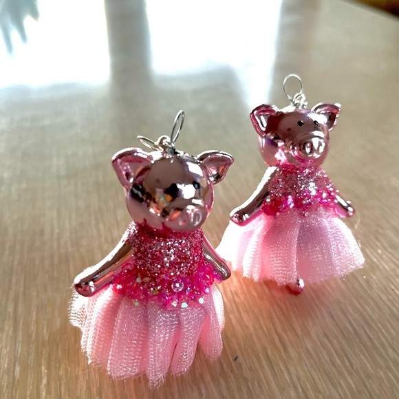 PINK BALLERINA PIG EARRINGS - Picture 4 of 6